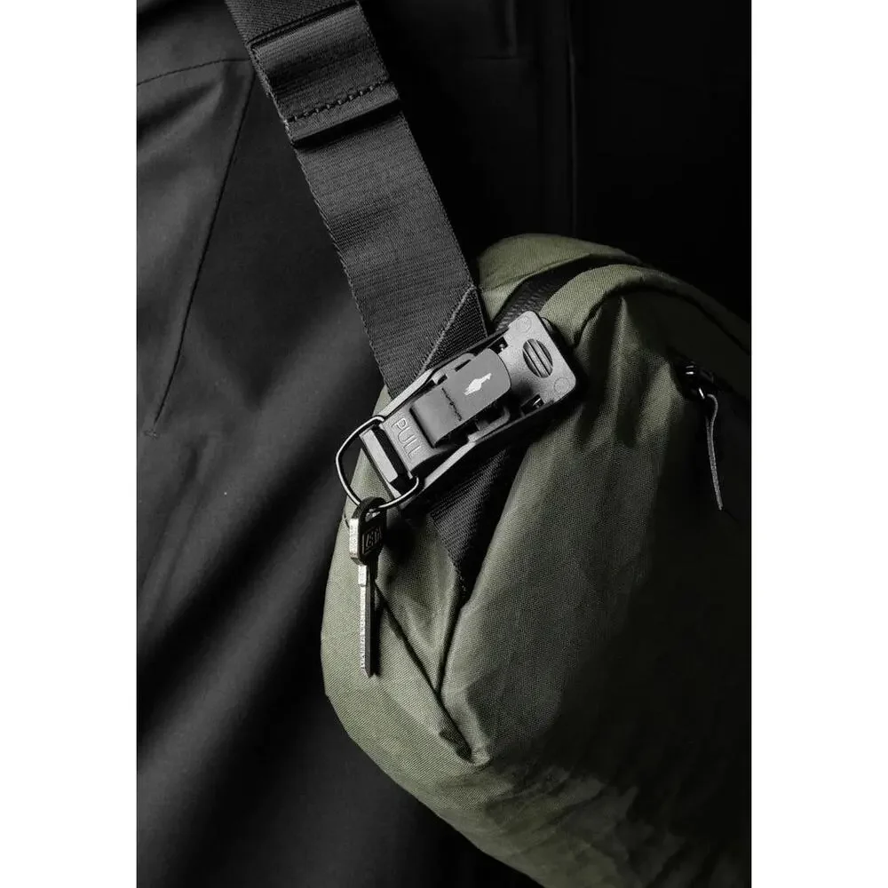Alpaka adjustable strap